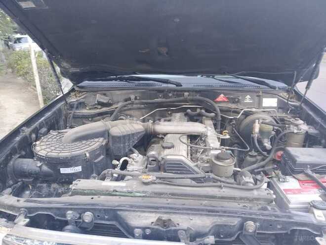 Toyota Land Cruiser 2004, 216,000 km - 4.2 l - Bakı