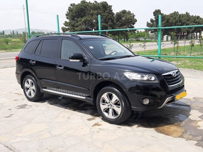 Hyundai Santa Fe 2011, 158,000 km - 2.4 l - Tovuz