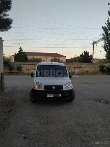 Fiat Doblo 2010, 243,898 km - 1.4 l - Bakı