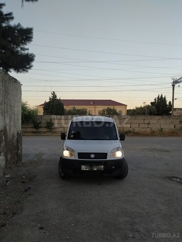 Fiat Doblo 2010, 243,898 km - 1.4 l - Bakı