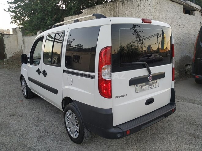 Fiat Doblo 2010, 243,898 km - 1.4 l - Bakı