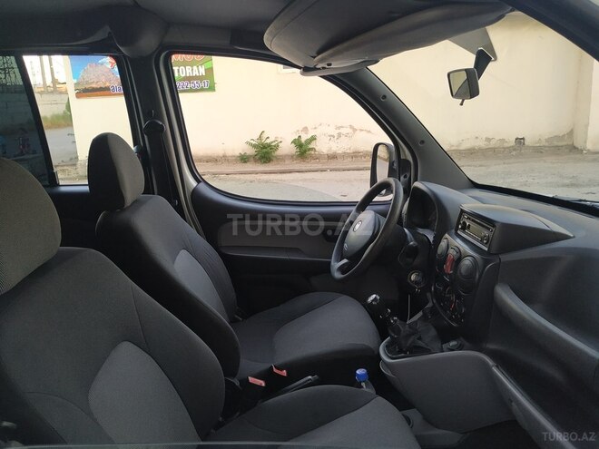 Fiat Doblo 2010, 243,898 km - 1.4 l - Bakı
