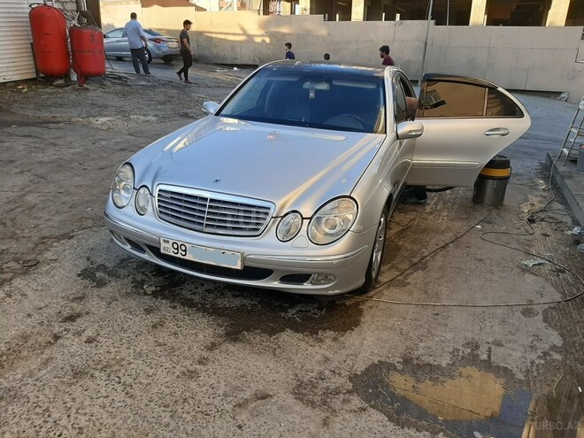 Mercedes E 270 2002, 380,000 km - 2.7 l - Bakı
