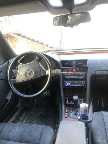 Mercedes C 280 1997, 314,000 km - 2.8 л - Bakı