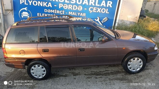 Opel Astra 1998, 258,000 km - 1.6 l - Bakı