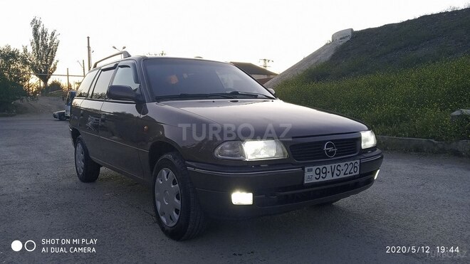 Opel Astra 1998, 258,000 km - 1.6 l - Bakı