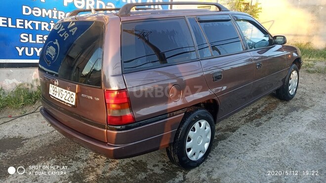 Opel Astra 1998, 258,000 km - 1.6 l - Bakı