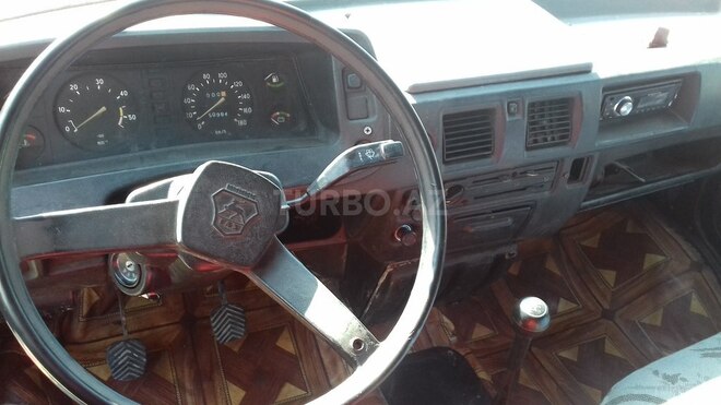 GAZ 330202-740 1997, 254,000 km - 2.5 l - Yevlax