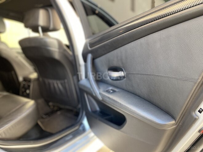 BMW 525 2007, 262,000 km - 2.5 l - Bakı