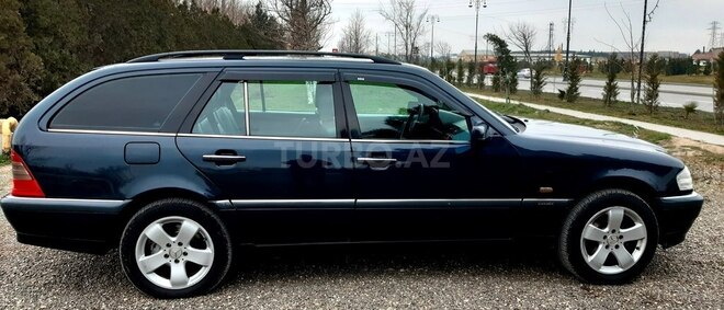 Mercedes C 240 1998, 255,000 km - 2.4 l - Sumqayıt