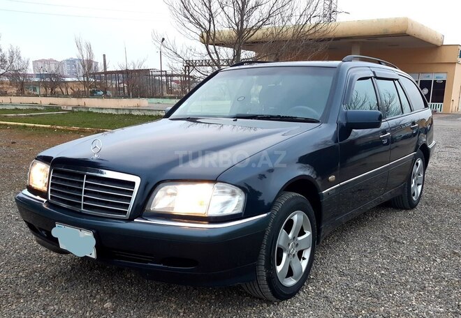 Mercedes C 240 1998, 255,000 km - 2.4 l - Sumqayıt