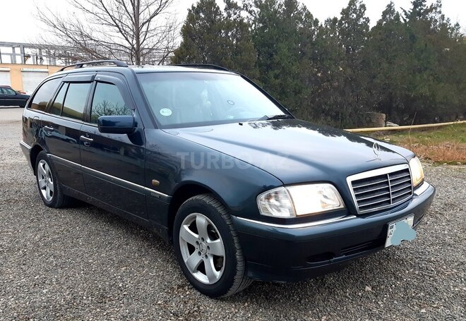 Mercedes C 240 1998, 255,000 km - 2.4 l - Sumqayıt