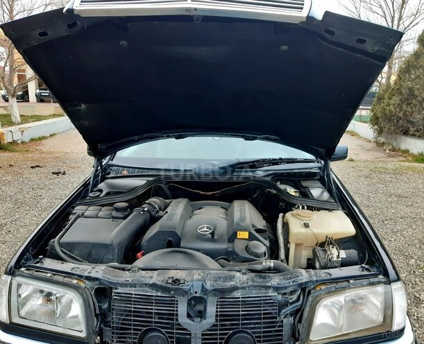 Mercedes C 240 1998, 255,000 km - 2.4 l - Sumqayıt