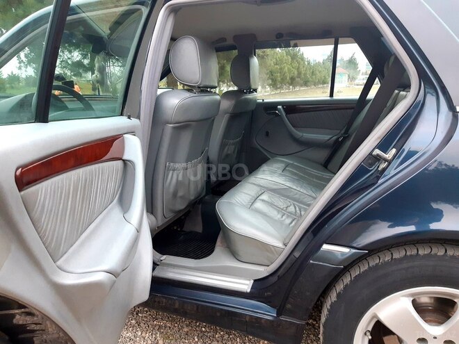 Mercedes C 240 1998, 255,000 km - 2.4 l - Sumqayıt