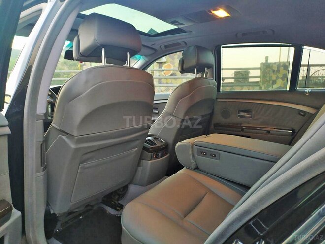 BMW 745 2001, 372,769 km - 4.4 l - Bakı