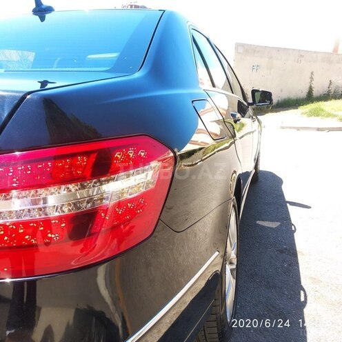 Mercedes E 220 2011, 173,000 km - 2.2 l - Bakı