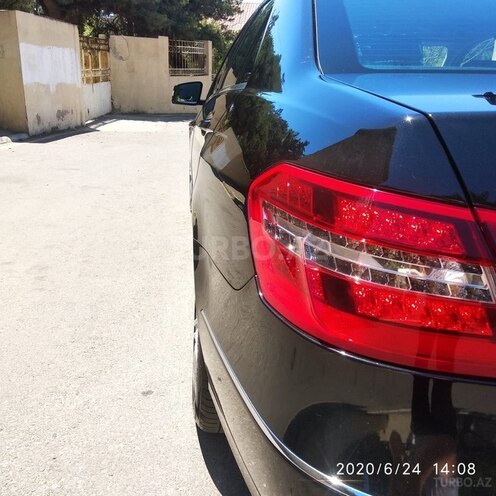Mercedes E 220 2011, 173,000 km - 2.2 l - Bakı