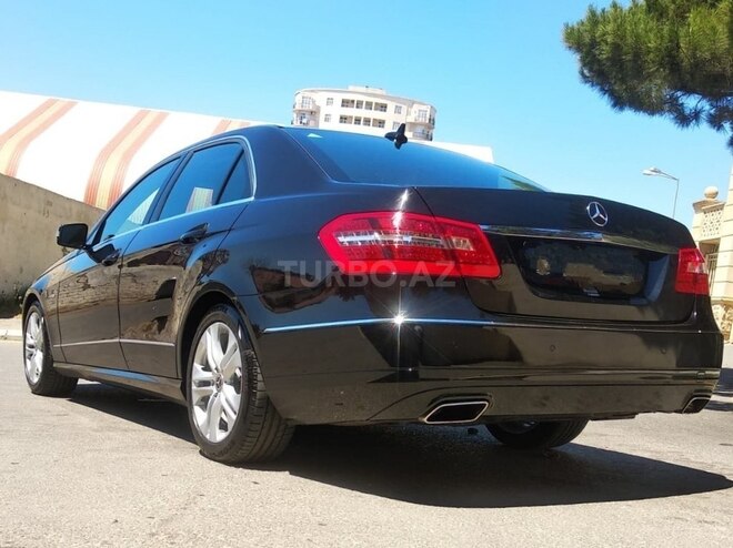 Mercedes E 220 2011, 173,000 km - 2.2 l - Bakı