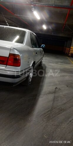 BMW 525 1993, 350,000 km - 2.5 л - Bakı