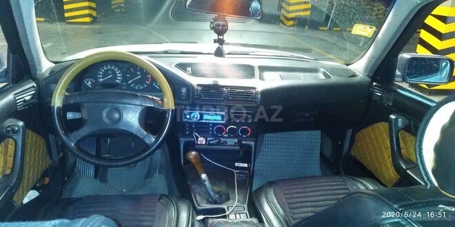 BMW 525 1993, 350,000 km - 2.5 л - Bakı