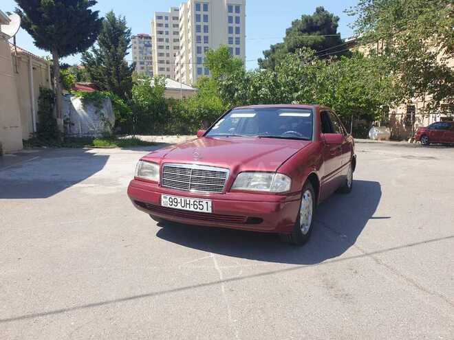 Mercedes C 220 1995, 366,485 km - 2.2 l - Bakı