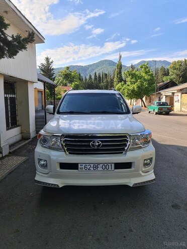 Toyota Land Cruiser 2013, 65,000 km - 4.0 l - Zaqatala