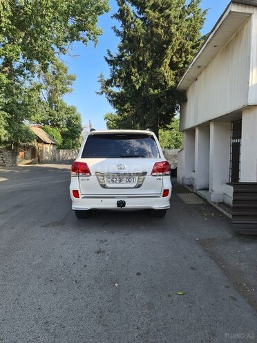 Toyota Land Cruiser 2013, 65,000 km - 4.0 l - Zaqatala