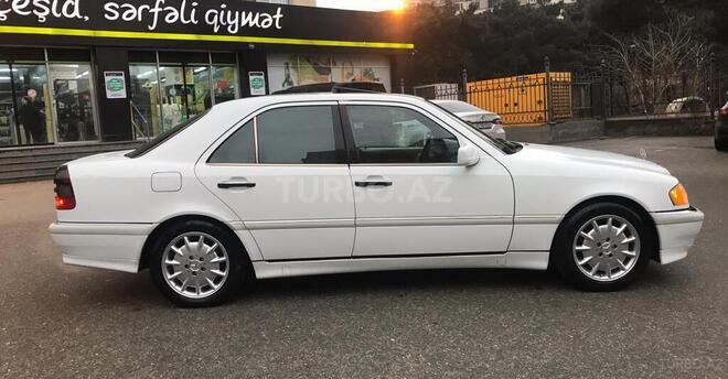 Mercedes C 230 1999, 271,000 km - 2.3 л - Bakı