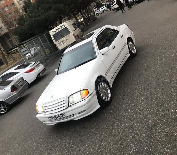 Mercedes C 230 1999, 271,000 km - 2.3 л - Bakı