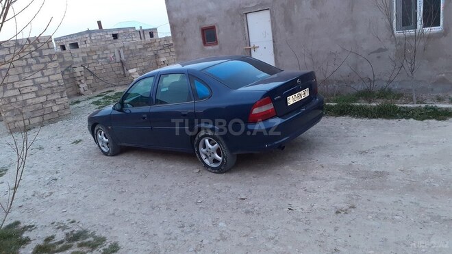 Opel Vectra 1996, 380,000 km - 1.6 л - Bakı