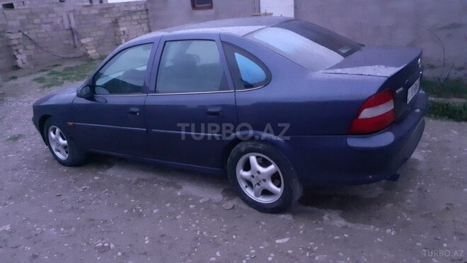 Opel Vectra 1996, 380,000 km - 1.6 л - Bakı