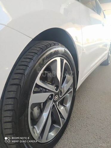 Hyundai Elantra 2014, 68,500 km - 1.8 l - Bakı