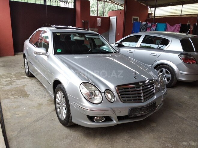 Mercedes E 220 2006, 206,000 km - 2.2 l - Bakı