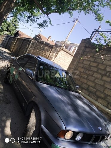 BMW 520 1990, 333,000 km - 2.0 l - Bakı