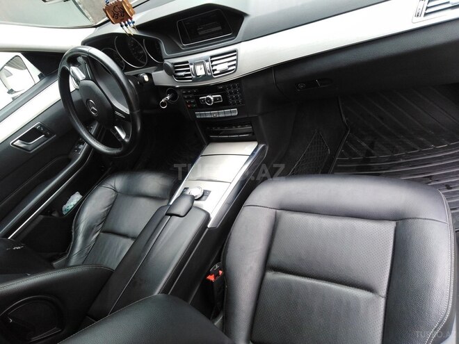 Mercedes E 220 2013, 345,000 km - 2.2 л - Bakı