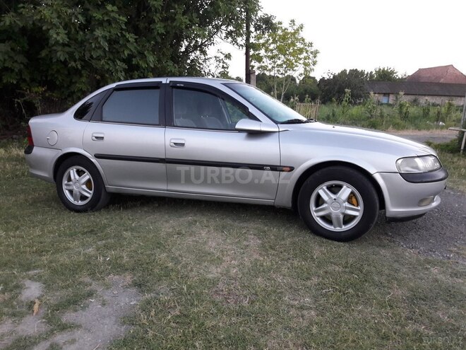 Opel Vectra 1998, 324,000 km - 2.0 л - Göyçay