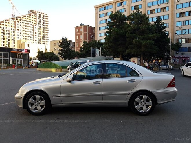 Mercedes C 200 2004, 172,000 km - 1.8 l - Bakı