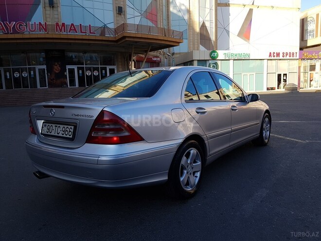 Mercedes C 200 2004, 172,000 km - 1.8 l - Bakı