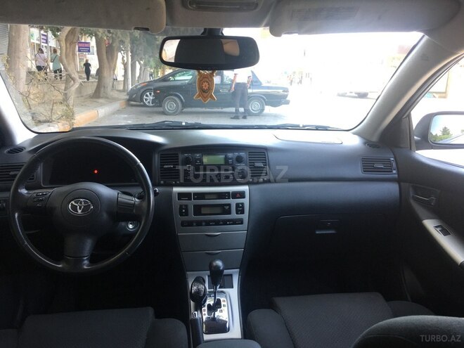 Toyota Corolla 2005, 228,000 km - 1.4 l - Bakı