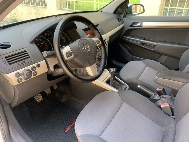 Opel Astra 2008, 183,000 km - 1.4 l - Bakı