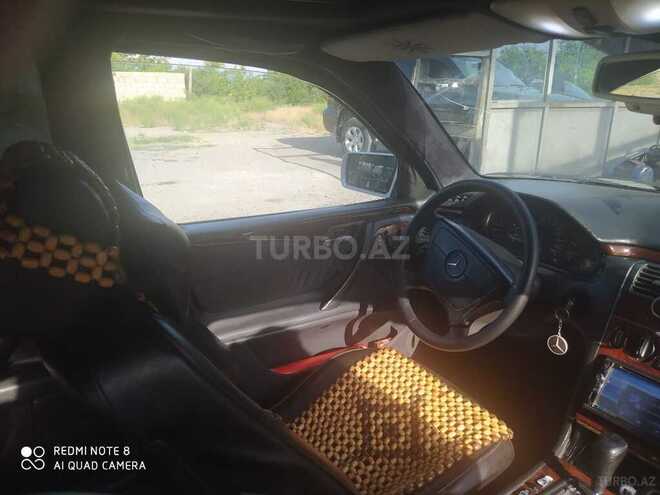 Mercedes E 230 1996, 289,000 km - 2.3 л - Bərdə