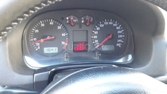 Volkswagen Golf 2000, 210,680 km - 2.0 l - Bakı