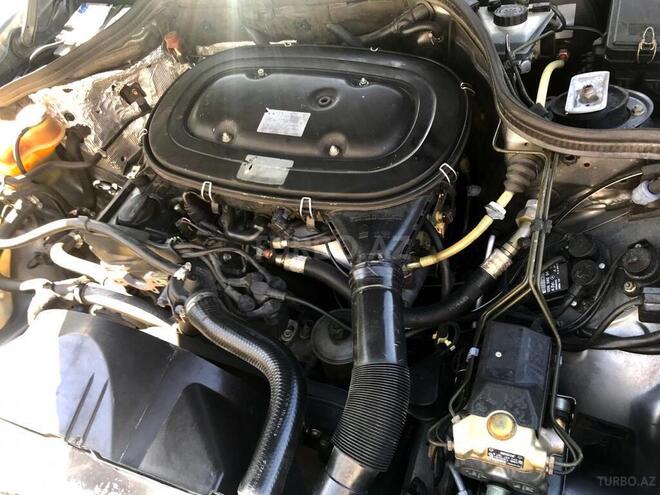 Mercedes E 230 1992, 271,000 km - 2.3 l - Bakı