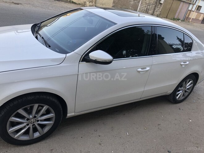 Volkswagen Passat 2013, 254,867 km - 1.8 l - Bakı