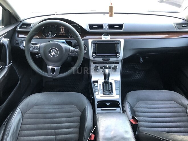 Volkswagen Passat 2013, 254,867 km - 1.8 l - Bakı