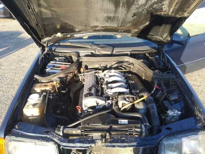 Mercedes E 250 1991, 250,000 km - 2.5 l - Bakı