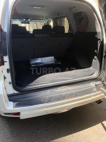 Toyota Prado 2010, 100,000 km - 2.7 l - Bakı