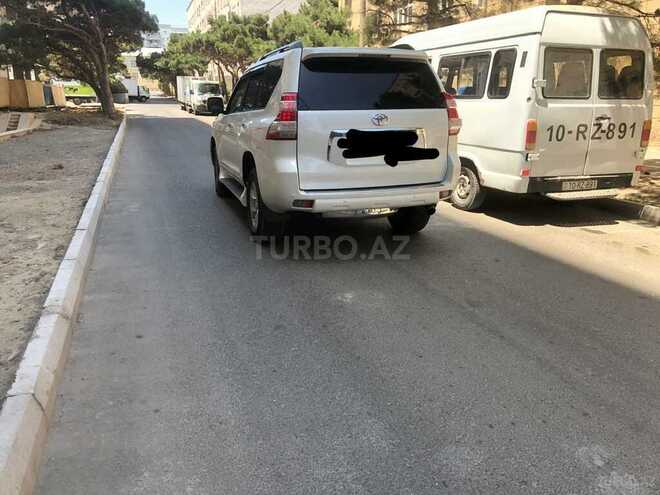 Toyota Prado 2010, 100,000 km - 2.7 l - Bakı