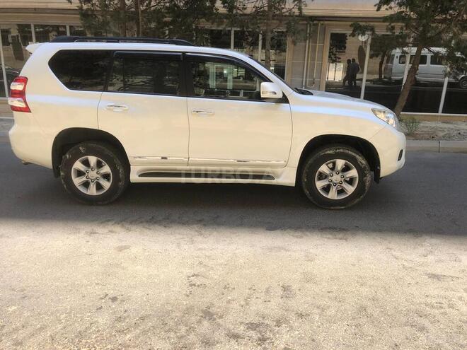 Toyota Prado 2010, 100,000 km - 2.7 l - Bakı
