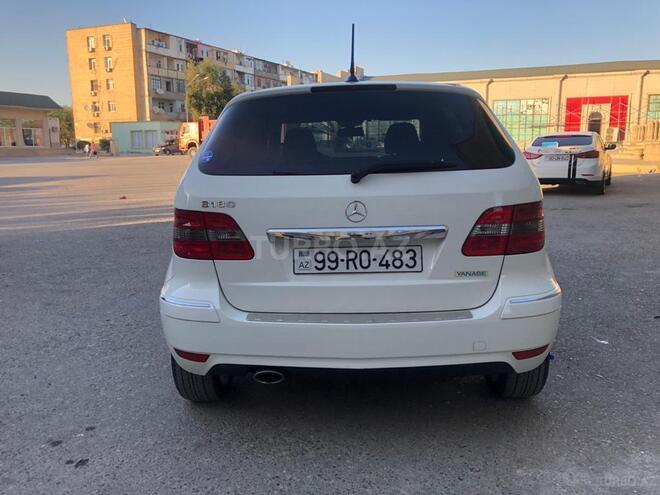 Mercedes B 180 2009, 106,380 km - 1.7 л - Bakı